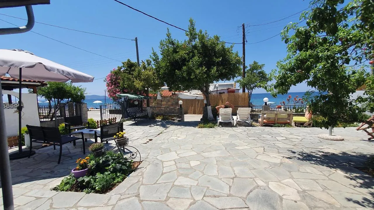 Jnp Studios Neos Marmaras Bed & Breakfast