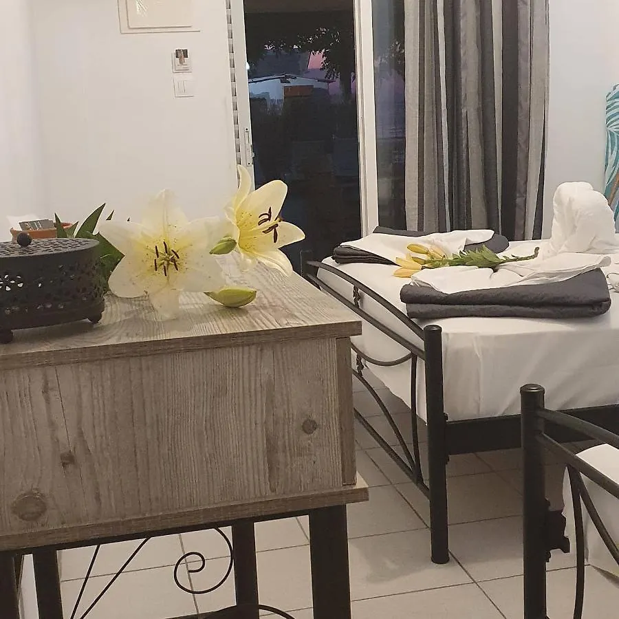 Bed and Breakfast Jnp Studios Νέος Μαρμαράς